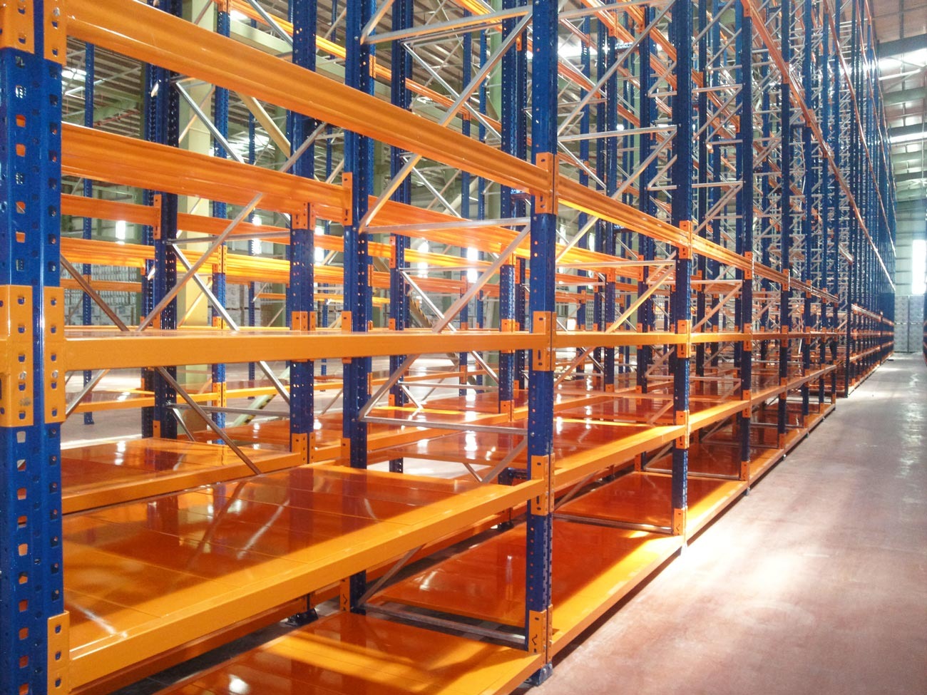 Ağır Depo Raf Sistemi 8